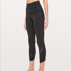 lululemon wunder under scallop